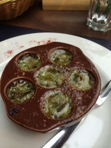 Garlic snails