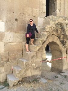 Steps to the mosque in the caravanserail